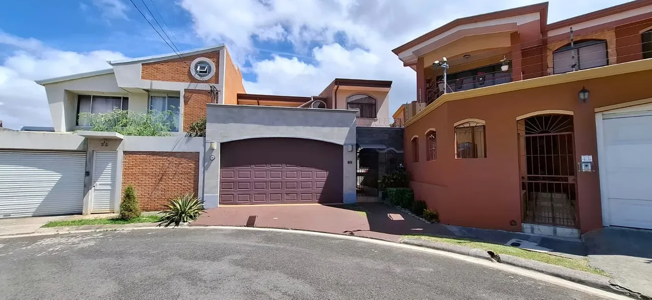 Sale of the house in Urbanización La Omega, The Union of Three Rios