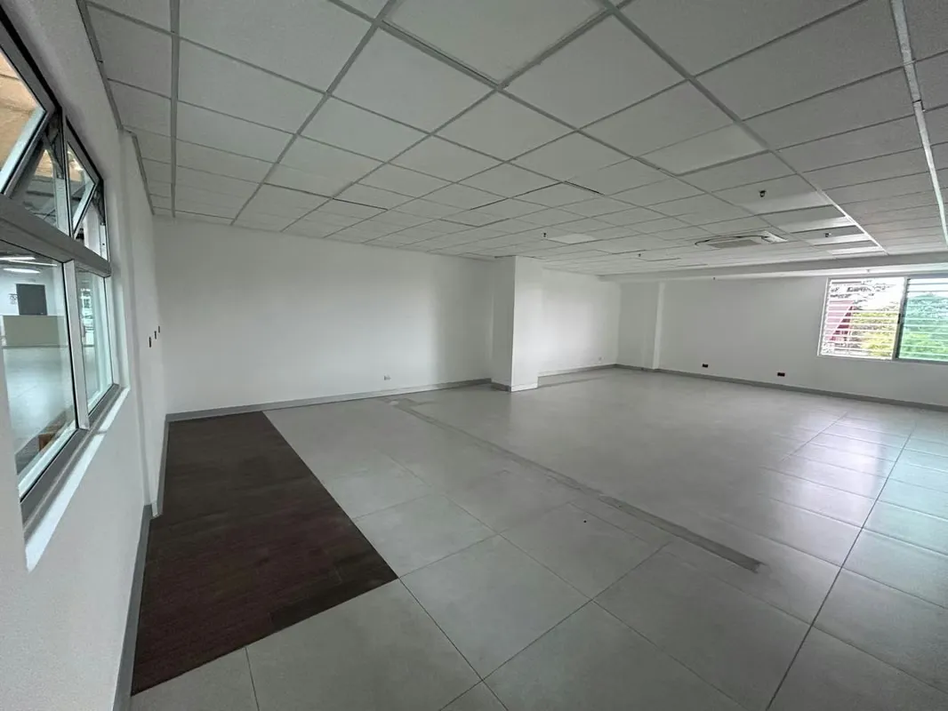 Office or consulting room for rent in Curridabat