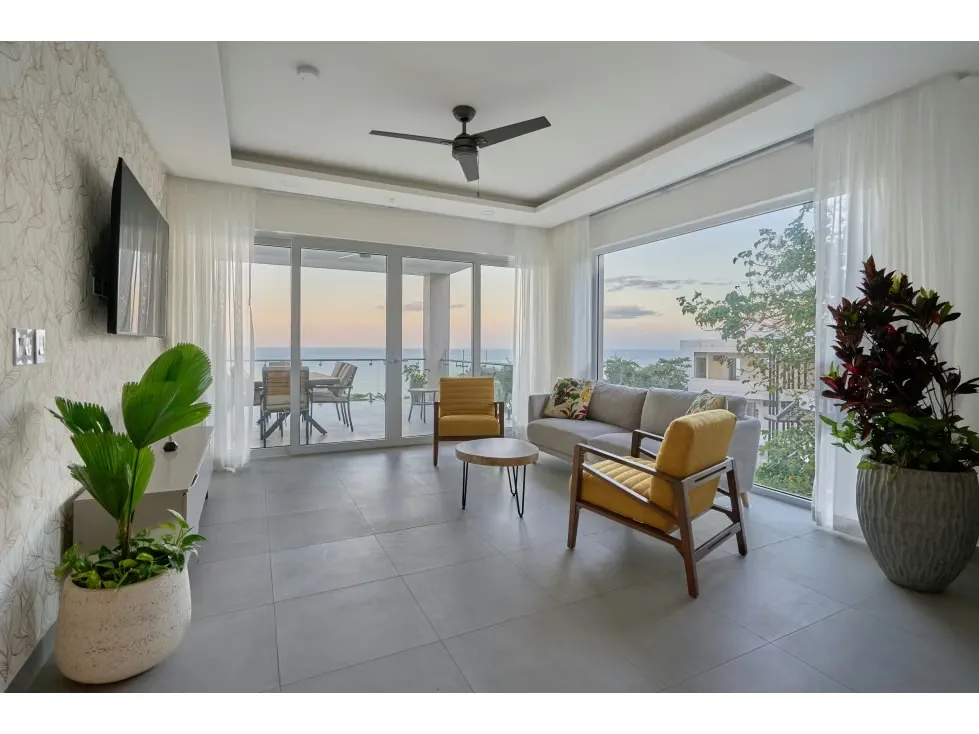 Experience spacious luxury living in the heart of Tamarindo with these stunning 3 bedroom / 3.5 bathroom ...