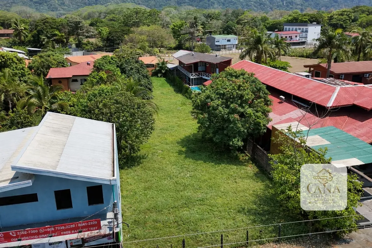 LOT FOR SALE IN DOWNTOWN JACÓ