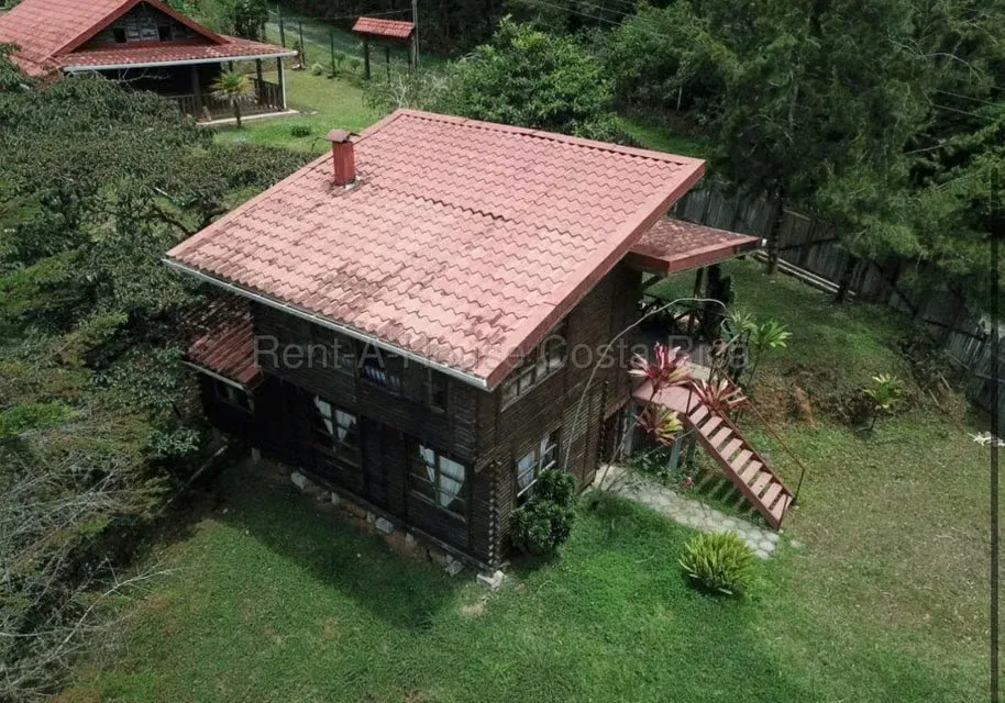 Venta de Cabaña de Montaña en El Guarco-San Isidro. 26-1774