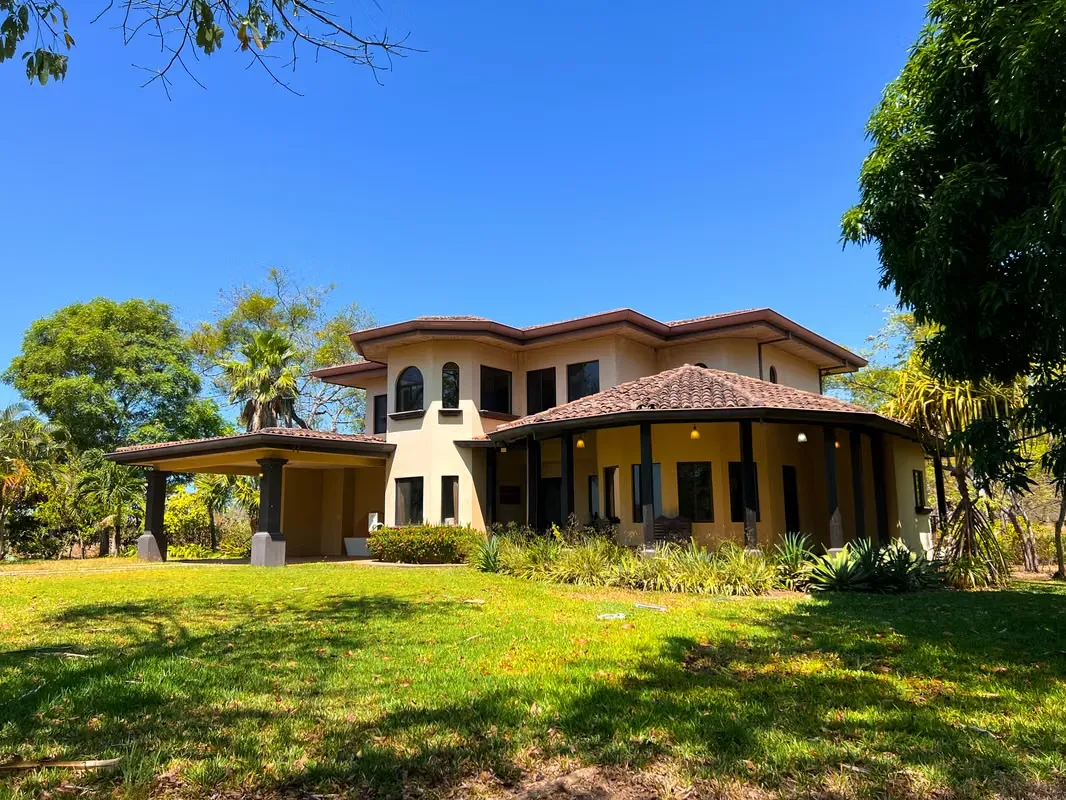 Quinta de Alto Valor Cerca de Resorts de Lujo y Playas