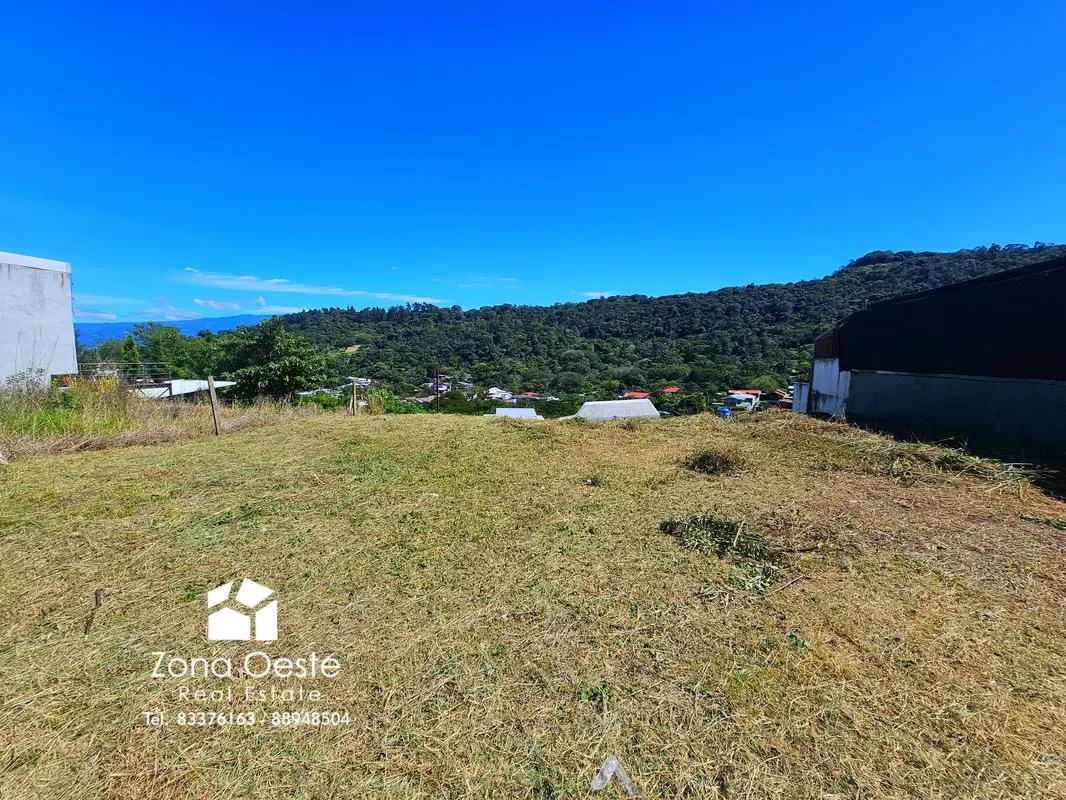 Lot for sale in Río Oro, San Ana, in a condominium, beautiful view!