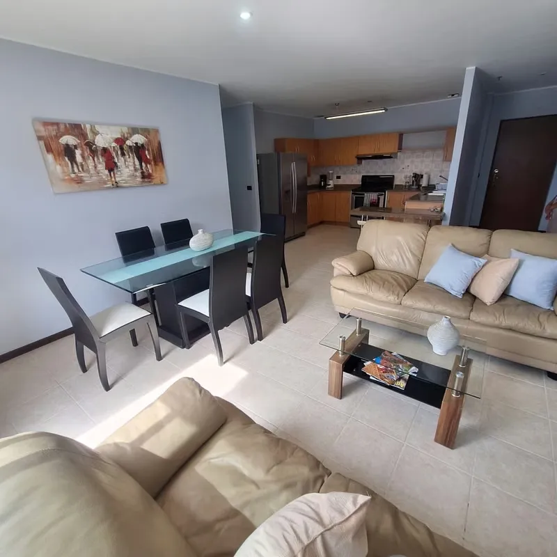 Alquiler de apartamento amoblado Trejos Montealegre - Escazú