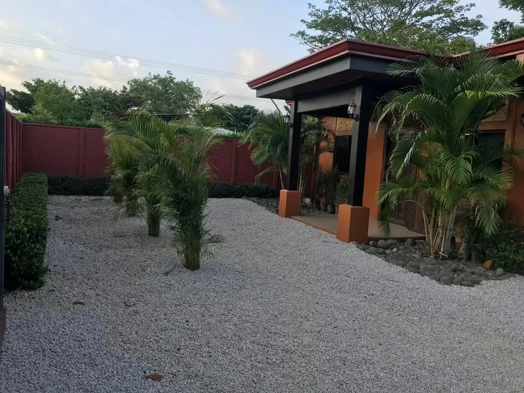 Casa casi nueva | 2 hab. | Doble fuente de agua | El Llano, cerca de Conchal y Flamingo