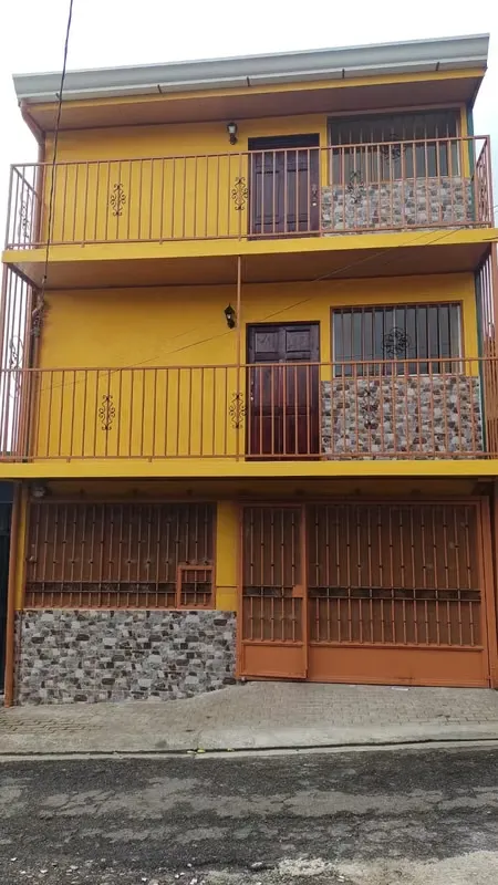 Apartment on the 2nd floor, recently remodeled