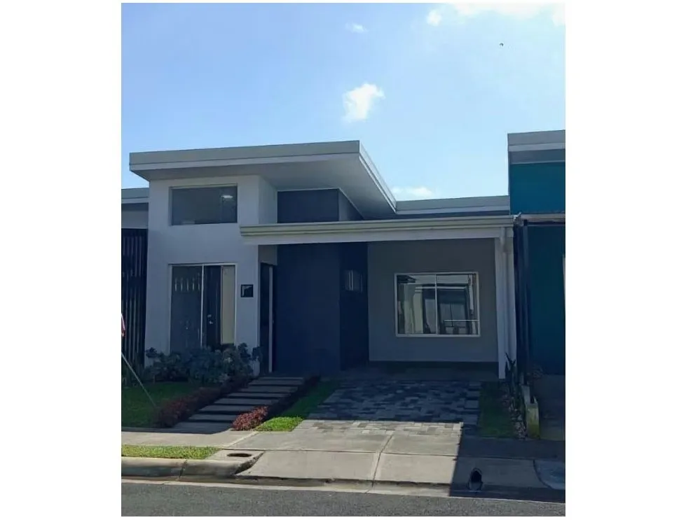 Hermosa casa en venta en Zaragoza de Palmares