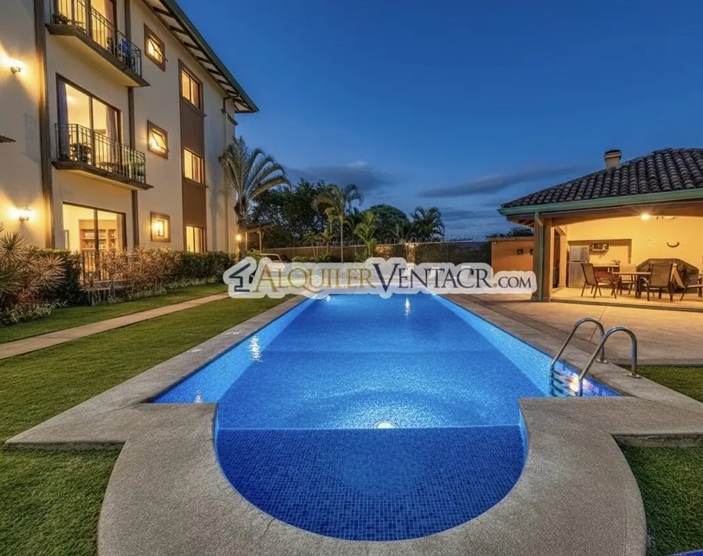 APARTAMENTO EN 1ER NIVEL EN SAN RAFAEL ESCAZU