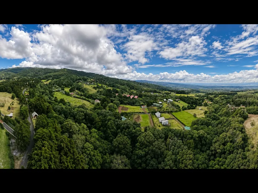 Lote en venta en la montaña. San Pedro, Poás