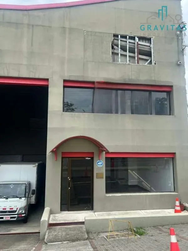 Warehouse for rent in Guachipelín, 316m2 ID 1999