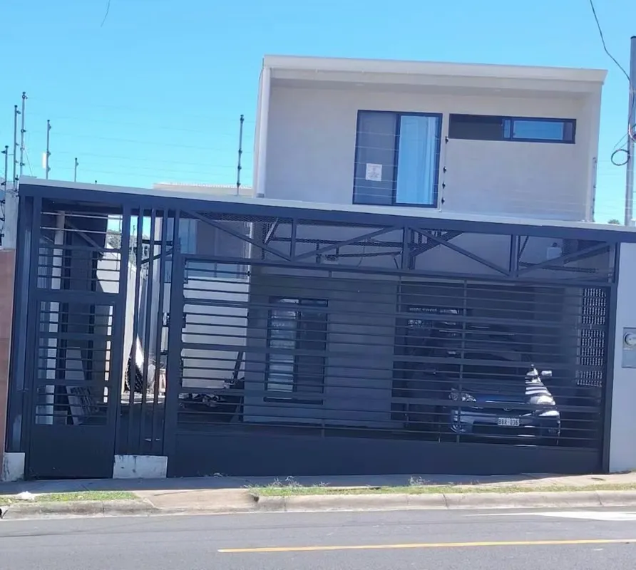 ¡ESTRENE APARTAMENTO EN SAN JOAQUÍN DE FLORES!