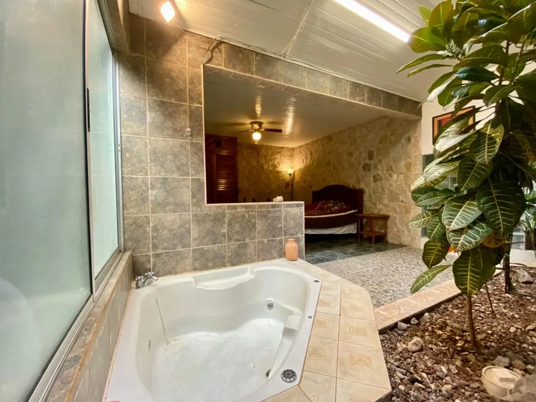 Furnished Home for Rent in Downtown Atenas