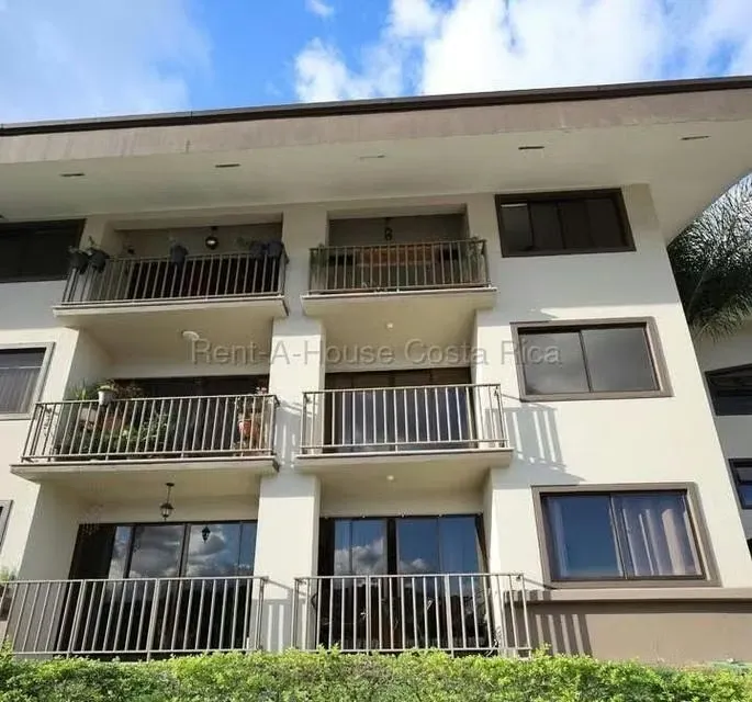 Alquiler de Apartamento en Lomas de Ayarco Sur-Curridabat. 26-2179 LCV