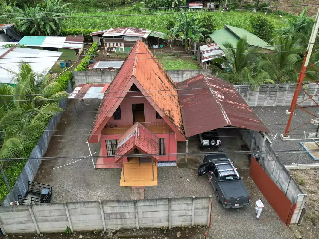Casa en venta tipo Chalet en Los Ángeles - La Fortuna - San Carlos