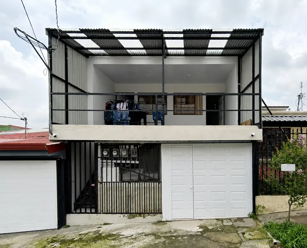 Edificio de apartamentos en venta, 3 unidades, rentabilidad del 10% SVE-40