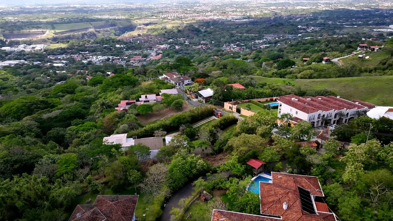 Lote en Venta | Colón de Mora, San José