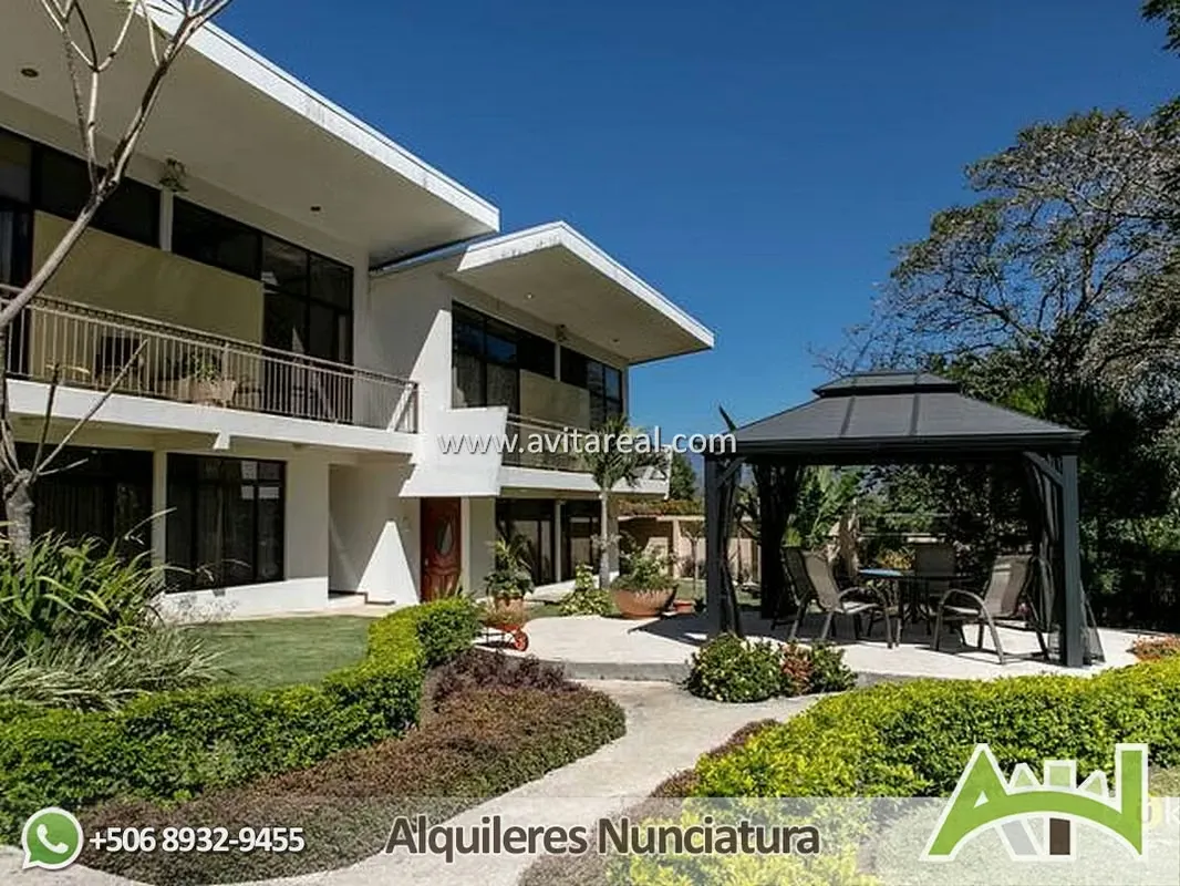 Apartamento Amueblado en Guachipelín de Escazú con AC