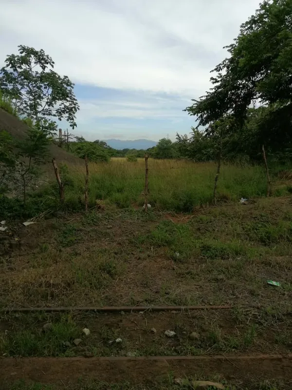 Linda finca en Turrucares...
